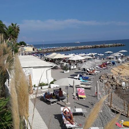 Appartamento Bouganville Sanremo Exterior photo